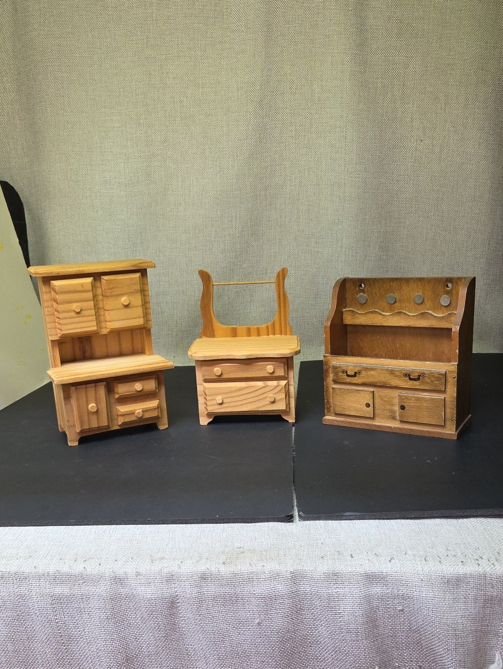 Vtg Wooden Doll House Furniture